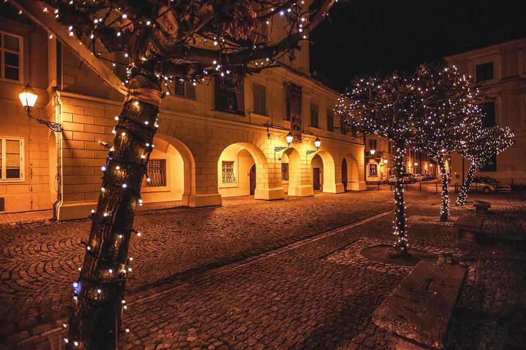 The Bridge - Private Parking Apartment Osijek Exterior photo